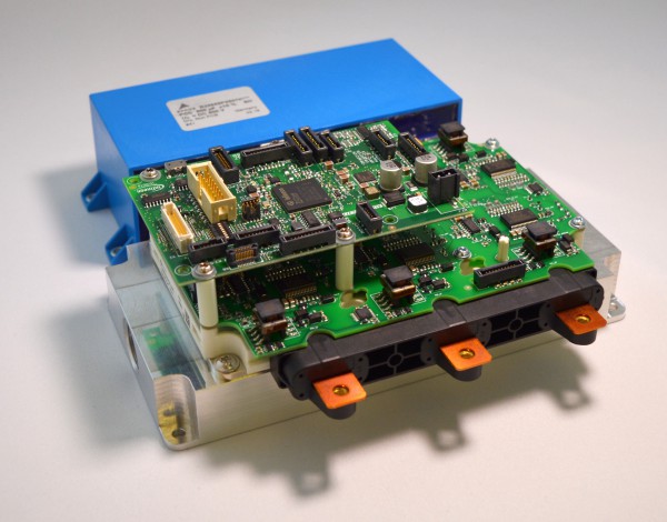 HybridKIT Drive Sense Evaluation Kit for 150kW xEV Main Inverters Infineon